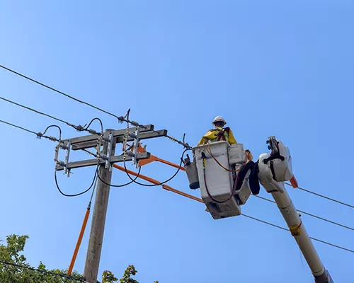 Beskyttelsesbeklædning til elektrisk arbejde